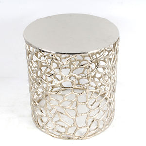 Mesa de Aluminio Fundido de Alta Resistencia, Apta para Todo Tipo de Clima, Ofrece Gran Estabilidad y una Elegante Apariencia para Exteriores - Product Image 4