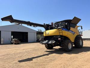 รถเกี่ยวข้าวแมสซีย์เฟอร์กูสัน 9560 / เครื่องจักรกลการเกษตรมือสอง รถเกี่ยวข้าว - Product Image 2