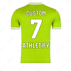 Maillot de football personnalisé pour hommes avec nom et numéro, coupe athlétique pour les équipes sportives, respirant et durable. - Product Image 2