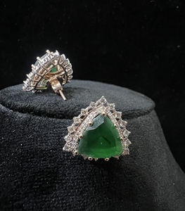 Sólido 14K y 18K Lujo Diamante natural Cluster Stud Pendientes Estilo elegante Joyería de diamantes - Product Image 5