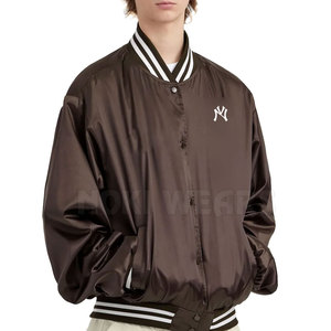 Material duradero transpirable satén Letterman chaqueta superventas hombres satén Letterman chaqueta de invierno - Product Image 3