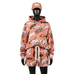 Ensemble sweat à capuche et short pour femme en molleton de coton, couleur pêche, imprimé logo sur toute la surface, 100 % coton - Product Image 1