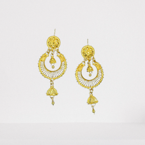 ต่างหูแฟชั่นชุบทองมีสไตล์สำหรับผู้หญิงและเด็กผู้หญิงต่างหูห้อยกระเป๋าดีไซน์ล่าสุดสำหรับทุกโอกาส - Product Image 1