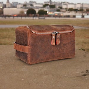 Wholesale Artha TL11 Unisex PU Leather Travel Cosmetic Bag Large Capacity Stone Pattern Zipper Closure Fashion Design - Product Image 1