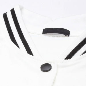Veste universitaire en coton respirant sur mesure, confortable et au design tendance, pour femmes, vente en gros - Product Image 6