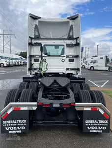 Camión Semirremolque Vol_VO VNL64T 300 VNL64T300 2022 2023 2024 USADO MUY LIMPIO - Product Image 3