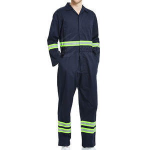 Combinaison de sécurité imperméable avec un design léger et durable Combinaison de sécurité haute visibilité avec bande réfléchissante - Product Image 4