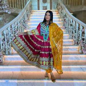 ชุดแบนจาราโบราณสไตล์วินเทจปักด้วยมือชุดที่มีเอกลักษณ์สไตล์โบฮีเมียน - Product Image 2