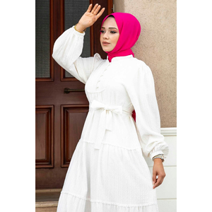 Robe Hijab Sezen festonné Ecru - Product Image 3