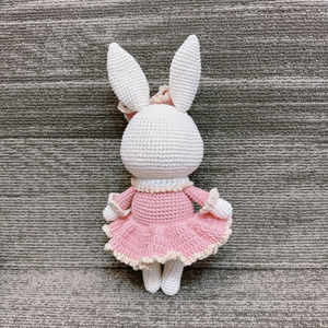 Jouet en peluche Amigurumi fait à la main poupée tricotée au crochet pour filles et garçons animaux en peluche OEM fabriqués au Vietnam - Product Image 4