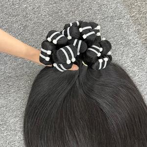 Extensiones de cabello humano liso natural 100% de la mejor calidad Cabello crudo vietnamita de un donante en formato de trama - Product Image 5