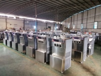 7-en-1 7 têtes de saveur bras de buse main doux servir crème glacée machine avec 5 en 1 7 Flovour poignée distributeur machine à crème glacée