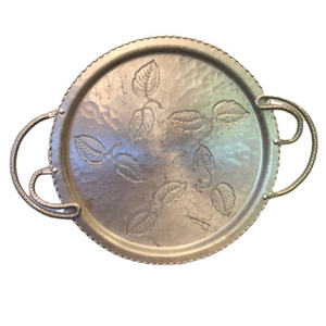 Bandeja para servir alimentos de acero inoxidable de calidad superior con diseño de tendencia Aluminio duradero Perfecto para bodas al mejor precio - Product Image 1