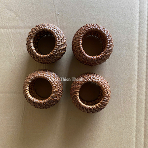 Lot de 4 ronds de serviette en rotin faits à la main Vaisselle rustique pour décor de fête de mariage Fabriqué au Vietnam - Product Image 2