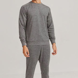 Vente en gros de survêtements chauds et légers pour hommes, bas de sport mode OEM personnalisé avec survêtement de style uni - Product Image 4