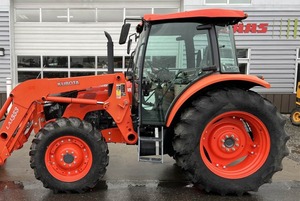 2014 Kubota M9960HDC12 Tracteur LA1353 chargeur avec godet à fixation rapide - Product Image 2