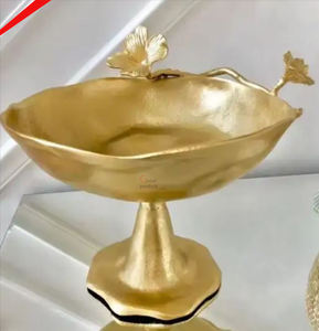 Nuevo diseño de hoja de aspecto martillado, cuenco de servicio con acabado dorado para restaurante y bar de hotel - Product Image 5