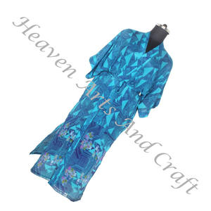 KL010 Hermoso Vintage Sari Kimono Túnica Larga Vintage Verano Estampado Floral Bohemio Oversize Manga Larga Vacaciones Vintage - Product Image 1