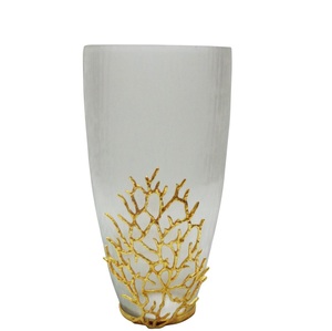 Beau bougeoir décoratif en métal pour les accents de maison populaires pour les mariages et les fêtes de Pâques Design élégant Top Pick - Product Image 5