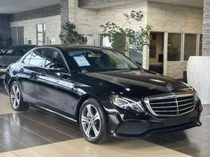 Nouvelle Mercedes-Benz E 350, moteur automatique, couleur noire - Product Image 2