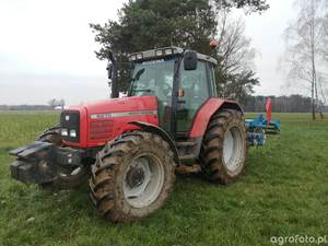 Tractor de Ruedas Massey Ferguson 6270 4WD para Agricultura, Usado, 80HP, para Componentes Principales del Motor, Incluyendo Rodamientos, Motor y Engranajes - Product Image 3