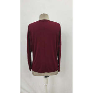 Blusa de viscosa de manga larga con cuello en V y manga murciélago para mujer, 26845 - Borgoña - Product Image 6