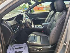 CALIENTE OFERTA 2023 Cadillac XT4 XT4 Sport AWD 4 Cilindros Transmisión Automática - Product Image 2