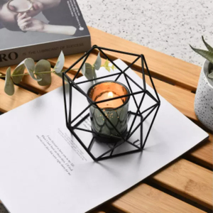 Cadre géométrique Porte-lampe à thé Parties Mariages Décoration de table Porte-lumière en métal artisanal indien Haute qualité Fabriqué en Inde - Product Image 2