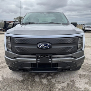 Ford F150 Lightning Flash 2025 Usado - Product Image 1