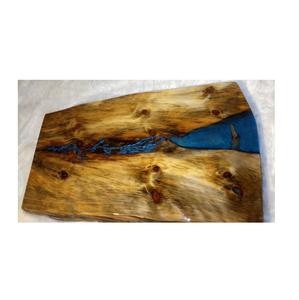 Plateau en résine de bois au design personnalisé pour la maison, l'hôtel et la cuisine Plateau en bois et en résine époxy de qualité pour l'exportation avec poignée en métal - Product Image 5