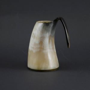 Mug en corne de buffle poli à la main, écologique, design animal naturel, vaisselle durable, décoration d'intérieur moderne HA - Product Image 4