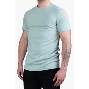 Camiseta Unisex de Corte Regular con Cuello en V, 100% Algodón, Suave, Cómoda, Transpirable y Ligera, con Mangas Cortas, Hecha en Turquía - Product Image 6