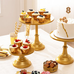 ที่วางเค้กโลหะสีทองจานเสิร์ฟของหวานคัพเค้กแบบวินเทจสำหรับงานแต่งงานวันเกิดวันวาเลนไทน์งานปาร์ตี้ - Product Image 2