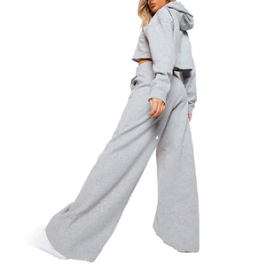 Survêtement à capuche zippé court pour femmes à la mode avec pantalon de jogging slim tenue sportive chic adaptée aux voyages en salle de sport et aux loisirs - Product Image 4