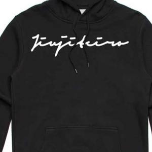 Sudadera con capucha Core Signature negra para hombre, mezcla pesada de algodón y poliéster, ajuste regular, aislada y cómoda para uso diario - Product Image 3