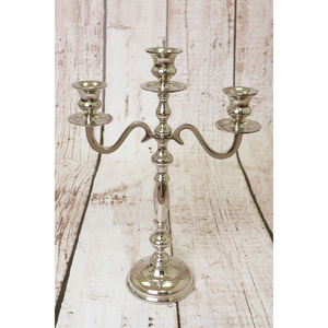 Vente en gros de bougeoirs en métal poli doré à 5 bras Candélabres de Noël pour la décoration de mariage Centre de table d'arbre de Noël - Product Image 2