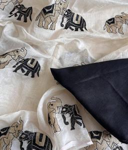 Chanderi Pashmina Saree Rich Look Weaving Butti in Whole Saree Running Blouse Qualité supérieure au prix d'usine - Product Image 5