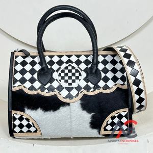 Bolso de mano cruzado de cuero genuino a cuadros en blanco y negro del último fabricante para mujer - Product Image 1