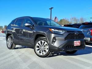 Toyota RAV4 XLE Premium AWD Plus 2024 d'occasion en excellent état, sans accident, conduite à gauche/droite - Product Image 5