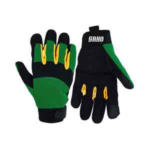 Gants GAA personnalisés fabriqués au Pakistan pour une utilisation en équipe avec un confort de contrôle supérieur et des logos d'équipe brodés - Product Image 5