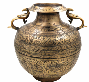 Kalash en laiton pur avec finition martelée-Lota indien traditionnel pour Pooja et rituels quotidiens au prix de gros - Product Image 3