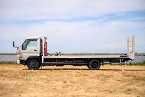 Gran Oferta, Excelente Estado: Camioneta Toyota Dyna Ramp de 1997 Lista para Enviar - Product Image 3