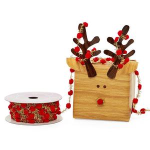 สายไฟประดับด้วยเส้นดิ้นสีทองพร้อมพู่ห้อย ตุ๊กตาและของเล่นคริสต์มาส - Product Image 1