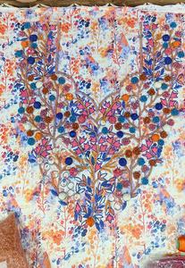 Robe de mariée de luxe Aabya, brodée à la main, écologique, motif tricoté en trame croisée, techniques de tissage - Product Image 6