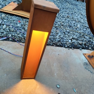 Lampadaire LED d'extérieur en acier Corten pour jardin, décoration de pelouse rouille - Product Image 6