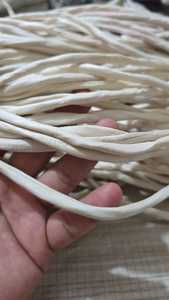 Fils de cordon de ruban de soie sari teints sur mesure recyclés pour les projets à la main et à tricoter Couleurs sur mesure pour les magasins de fibres et l'artisanat d'art - Product Image 5