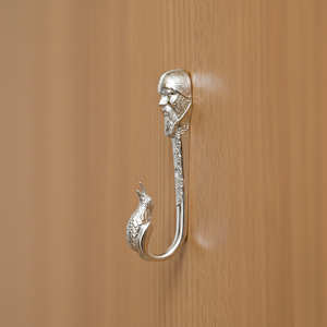 Porte-manteau mural décoratif en forme d'éléphant, finition argent poli, design moderne, pour entrée, chambre ou décoration intérieure. - Product Image 6