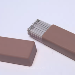 Électrode recouverte à faible teneur en alliage de qualité industrielle E9018-B3, conçue pour le soudage de composants de cuves à haute pression et haute température - Product Image 4