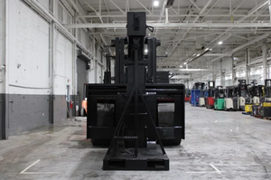 Offre exclusive aux enchères pour chariots élévateurs BT120 de 2011, capacité de levage de 120 000 lb - Product Image 2