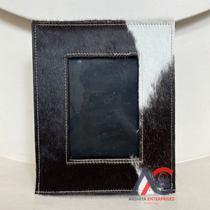 Vente directe haut de gamme luxe fait à la main en peau de vache dessus de table cadre Photo cheveux sur cacher cadre Photo rustique en cuir véritable décor de bureau - Product Image 1